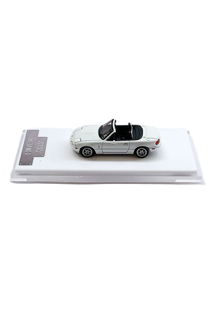 EXCLUSIVES ATS Mazda MX-5 - White (Scale 1:64) - Image 2