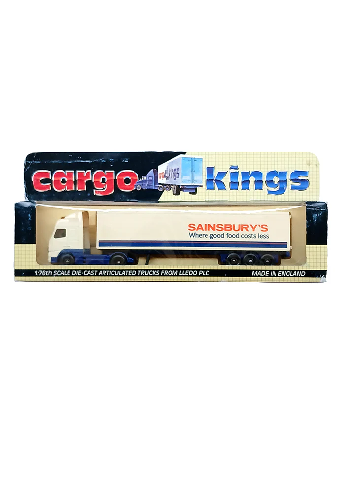 EXCLUSIVES Cargo Kings Sainsbury's Truck - Beige / Blue (Scale 1:76)