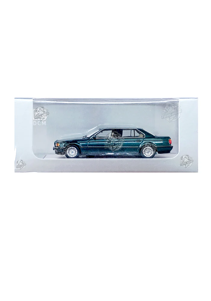 EXCLUSIVES DCM BMW E38 7-Series L7 - Green (Scale 1:64)