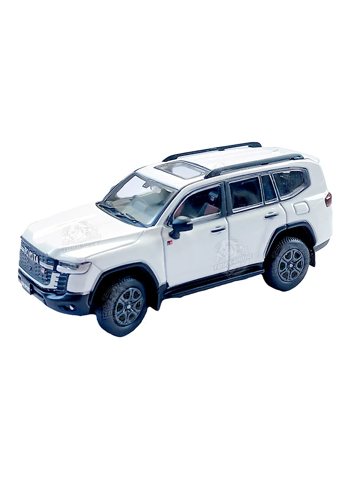 EXCLUSIVES GCD Toyota Land Cruiser 300 - White / Black (Scale 1:64)