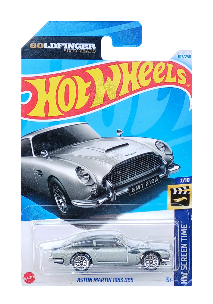 EXCLUSIVES Hot Wheels 007 Goldfinger Aston Martin 1963 DB5 - Silver - 2021 Card (With Protector Case)