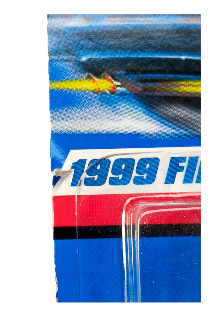 EXCLUSIVES Hot Wheels 1999 First Editions Tee'd Off - Blue / White - 1999 Card (Creased Card / Car in Excellent Condition) (With Protector Case) - Image 3