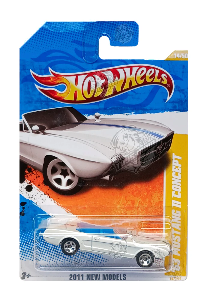 EXCLUSIVES Hot Wheels 2011 New Models '63 Mustang II Concept - White - 2010 Card (With Protector Case)