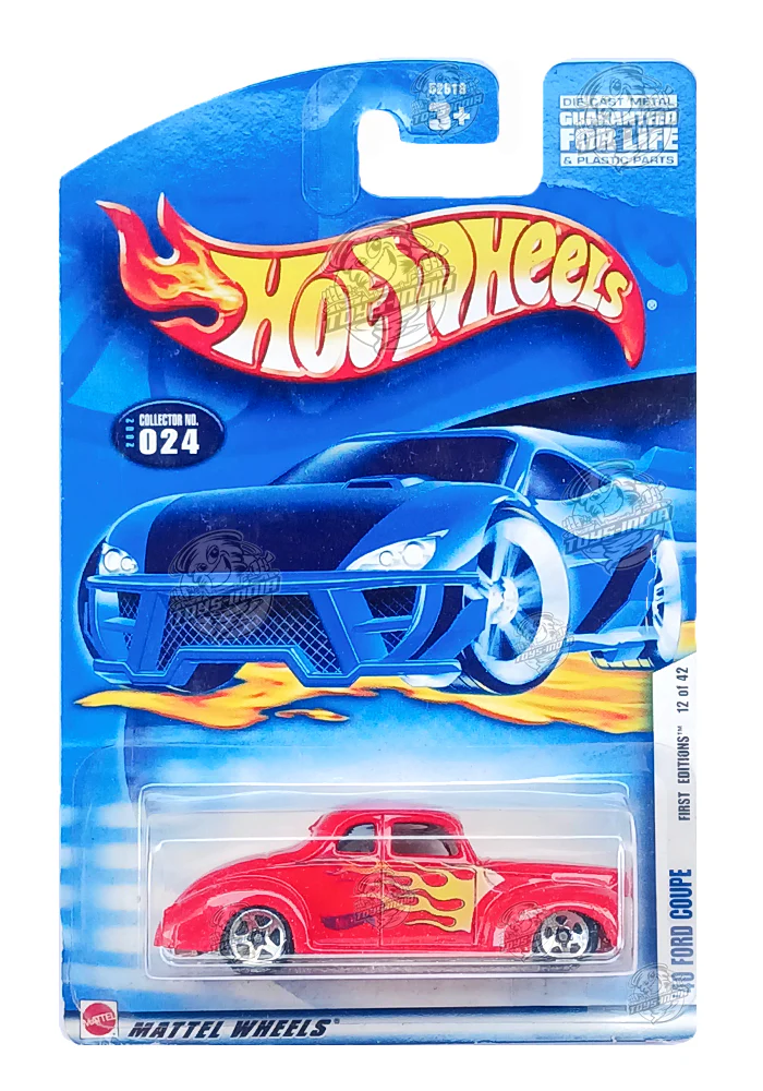 EXCLUSIVES Hot Wheels '40 Ford Coupe - Red - 2000 Card (Creased Card / Car in Excellent Condition) (With Protector Case)