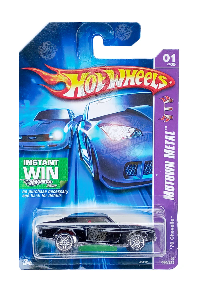 EXCLUSIVES Hot Wheels '70 Chevelle - Black / Red - 2006 Card (With Protector Case) - Image 2