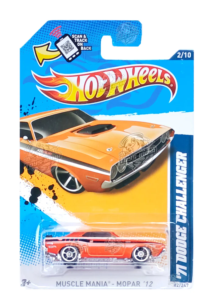 EXCLUSIVES Hot Wheels '71 Dodge Challenger - Orange / Black - 2011 Card (With Protector Case)