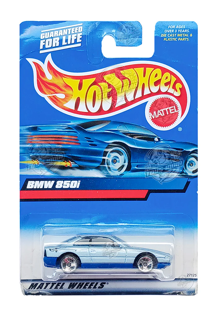 EXCLUSIVES Hot Wheels BMW 850i - Blue - 1999 Card (Creased Card / Car in Excellent Condition) (With Protector Case)