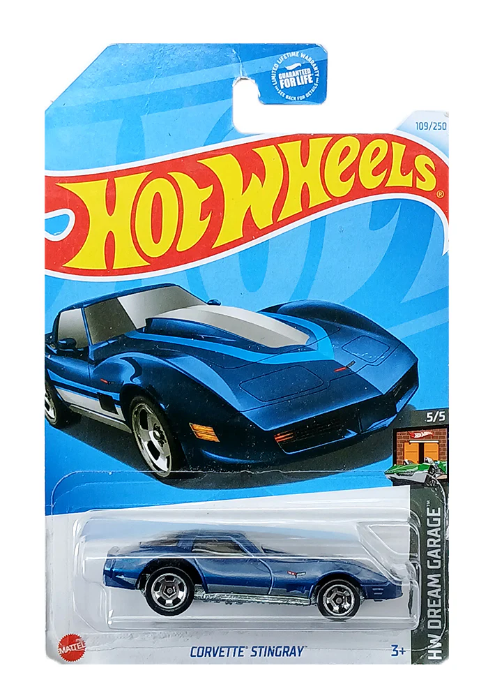 EXCLUSIVES Hot Wheels Corvette Stingray - Blue - 2021 Card (Blister Damage / Car in Excellent Condition) (With Protector Case)