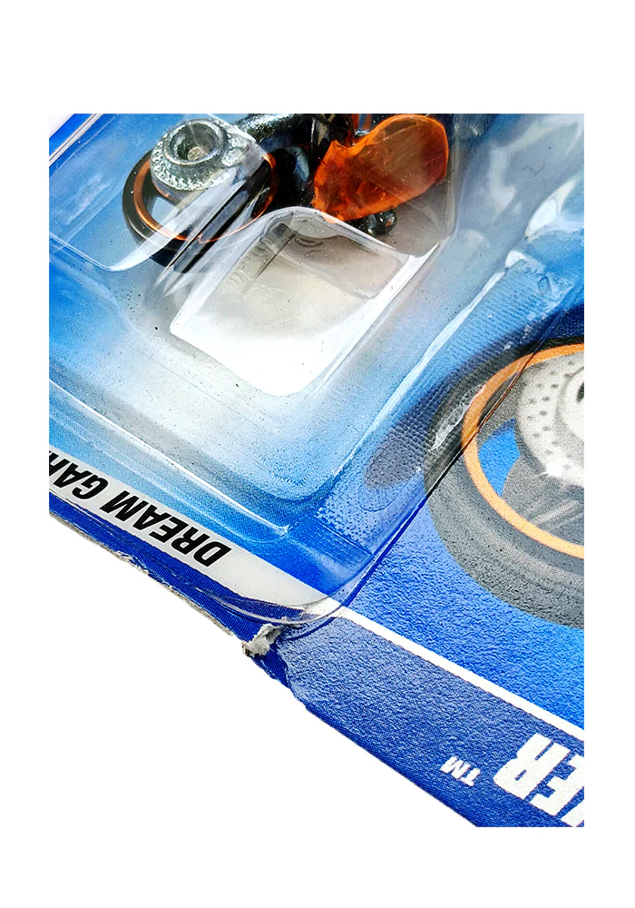 EXCLUSIVES Hot Wheels Dream Garage Canyon Carver - Black / Orange - 2009 Card (Card Damage / Car in Excellent Condition) (With Protector Case) - Image 2