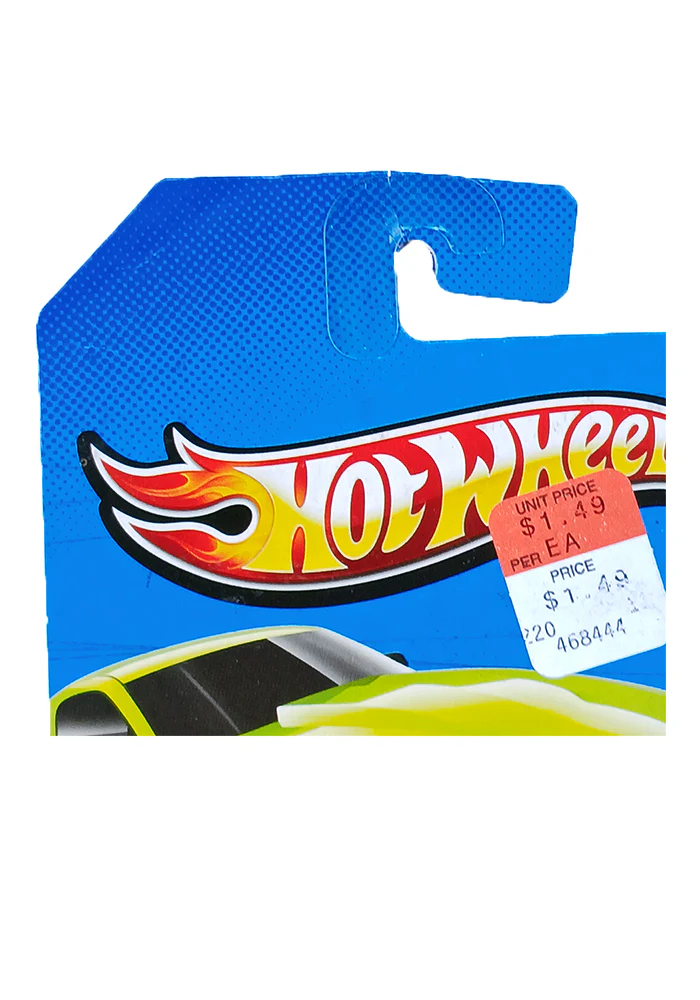 EXCLUSIVES Hot Wheels HW Showroom '07 Ford Mustang - Green / Black - 2012 Card (Creased Card / Car in Excellent Condition) (With Protector Case) - Image 2