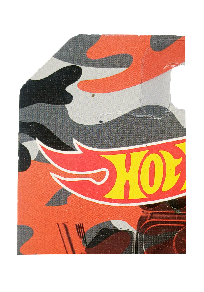 EXCLUSIVES Hot Wheels Premium Rodger Dodger - Orange - 2015 Card (Creased Card / Car in Excellent Condition) (With Protector Case) - Image 2