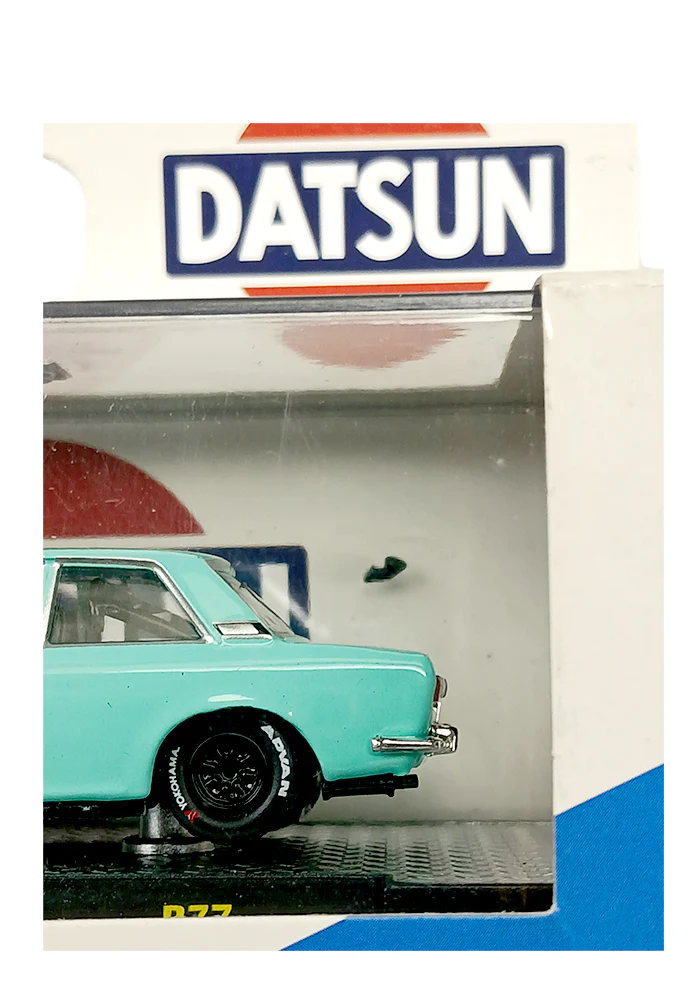 EXCLUSIVES M2 Machines 1970 Datsun 510 - Green (Type 2) (Scale 1:64) - Image 2