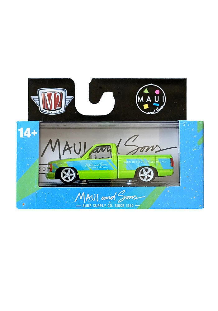 EXCLUSIVES M2 Machines MAUI 1990 Chevrolet C1500 Silverado - Green / Blue