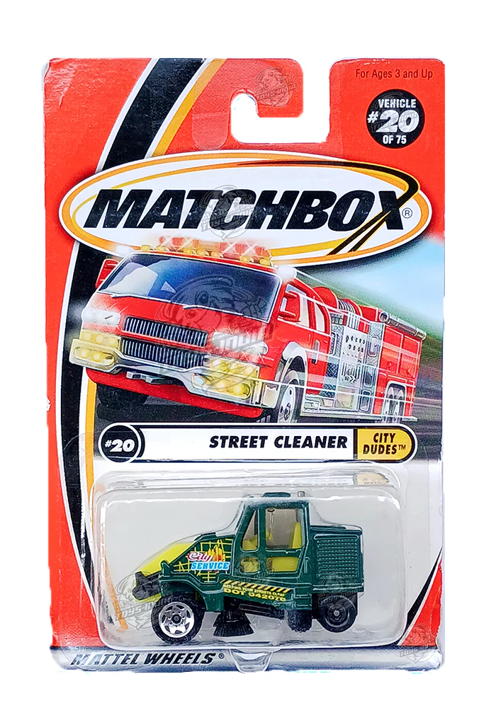 EXCLUSIVES Matchbox Street Cleaner - Green - 2000 Card (With Protector Case)