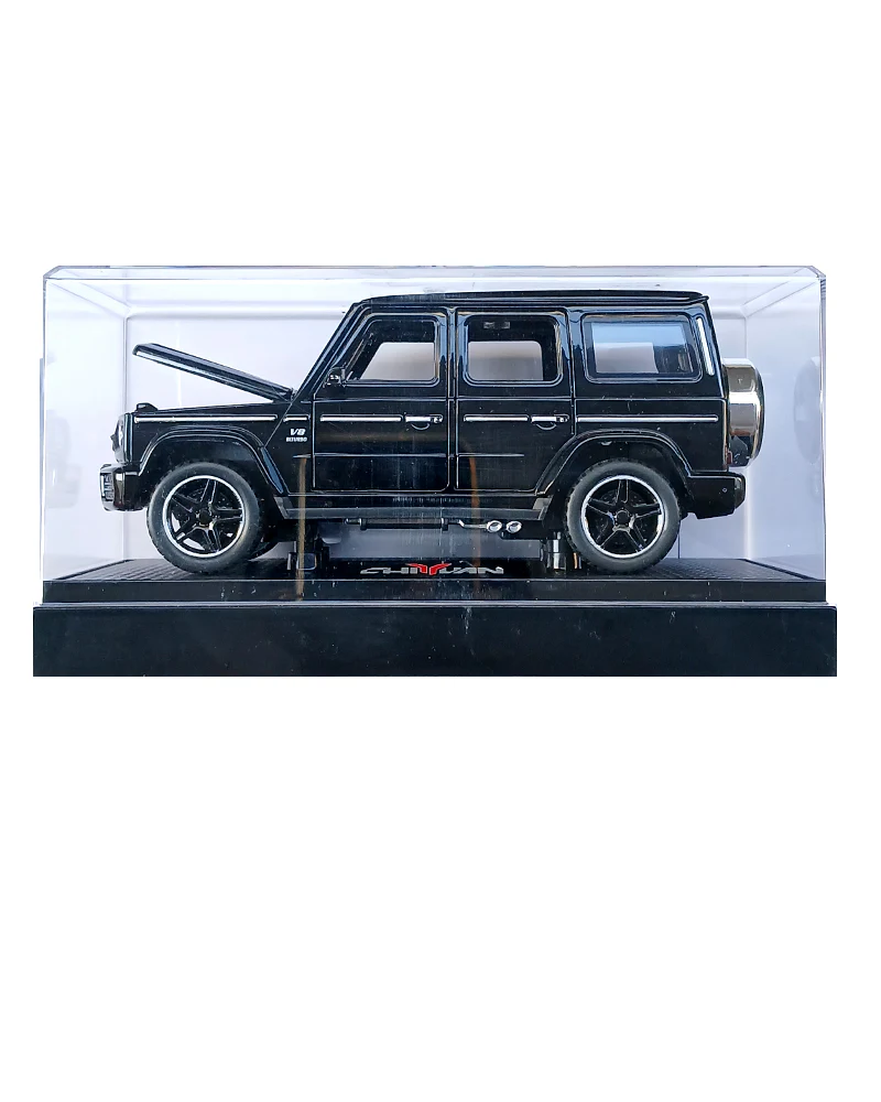 EXCLUSIVES Mercedes G-Wagon - Black (Scale 1:32) (Light & Sound) - Image 2