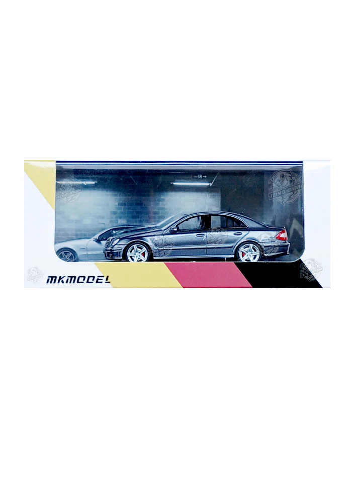 EXCLUSIVES MK Models Mercedes-Benz E63 W211 - Grey (Scale 1:43) - Image 4
