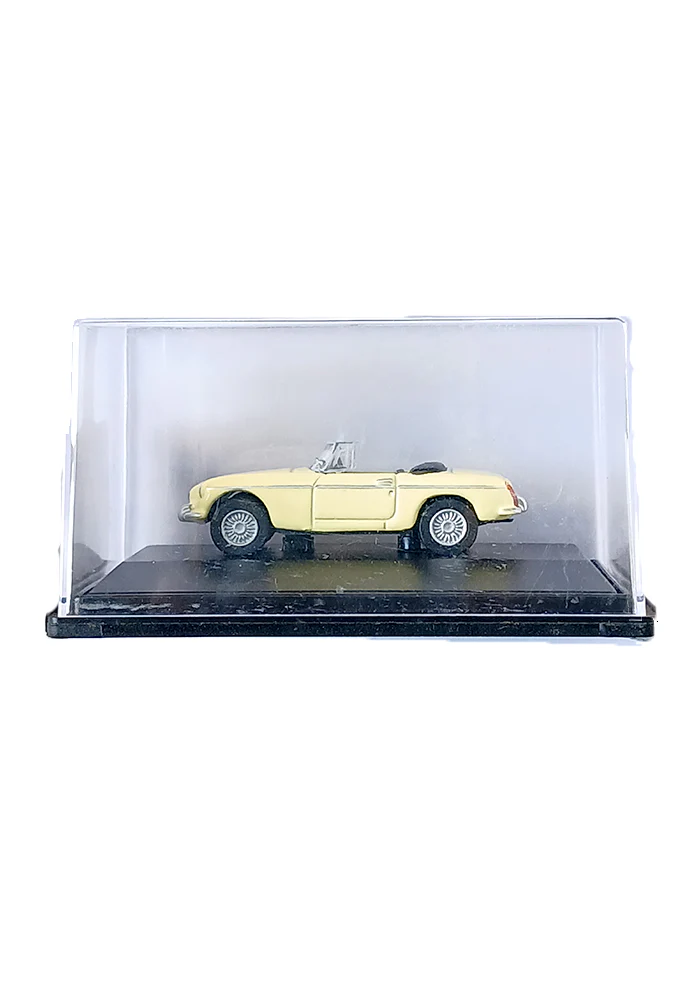 EXCLUSIVES Oxford Railway Scale MGB - Yellow (Scale 1:76)
