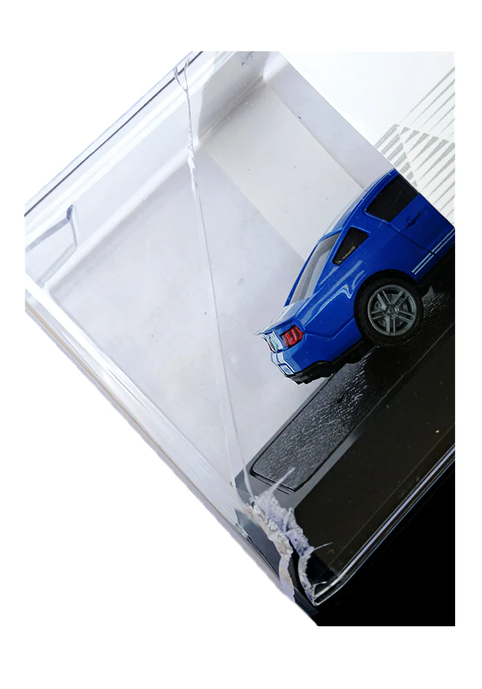 EXCLUSIVES TC R/C Ford Mustang Shelby GT500 - Blue / White (With Remote Control) (Outer Box Damage / Car in Excellent Condition) (Scale 1:60) - Image 3