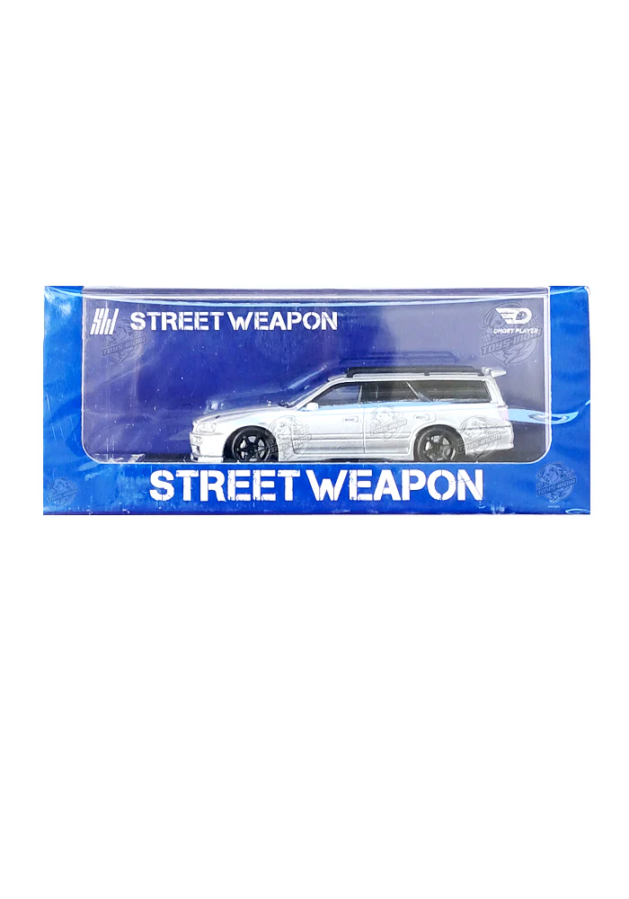 EXCLUSIVES Street Weapon Nissan Stagea R34- Silver (Scale 1:64)