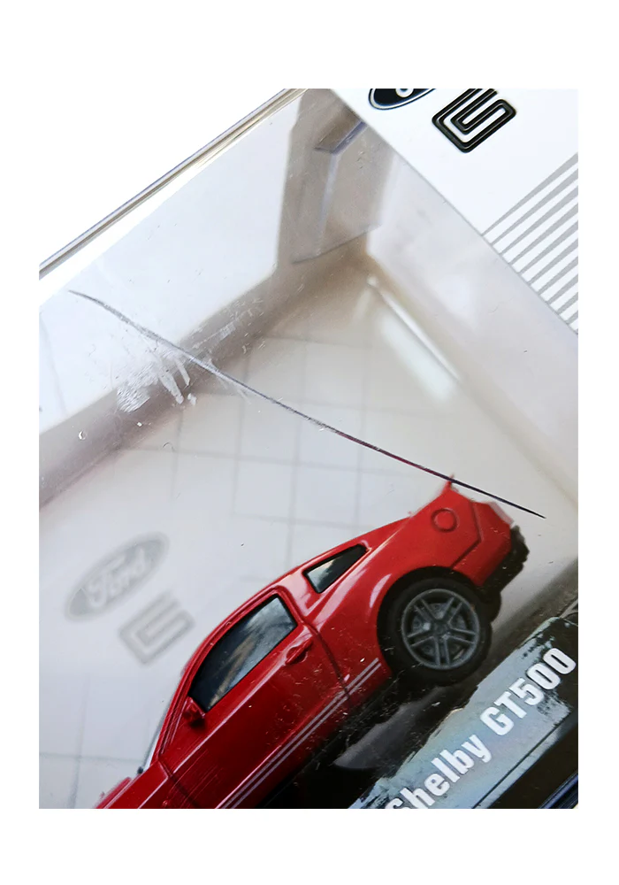 EXCLUSIVES TC R/C Ford Mustang Shelby GT500 - Red / White (With Remote Control) (Outer Box Damage / Car in Excellent Condition) (Scale 1:60) - Image 2