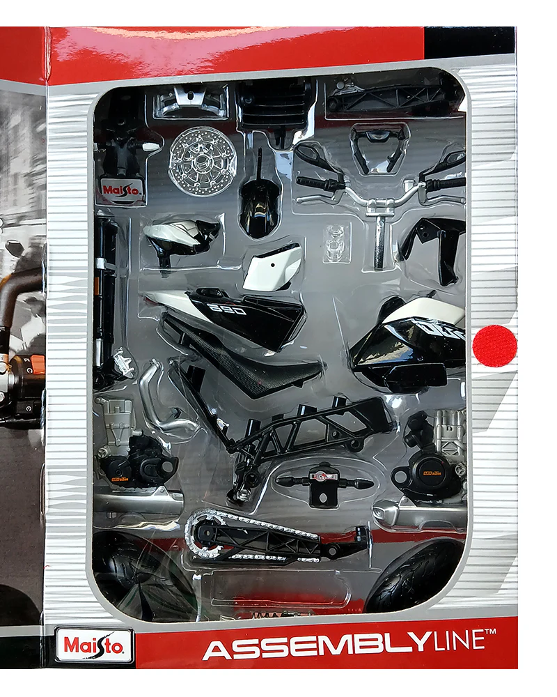 Maisto Assembly Line Metal Model Kit KTM 690 Duke - Orange / Black (33 Pcs.) (1:12 Scale) - Image 3