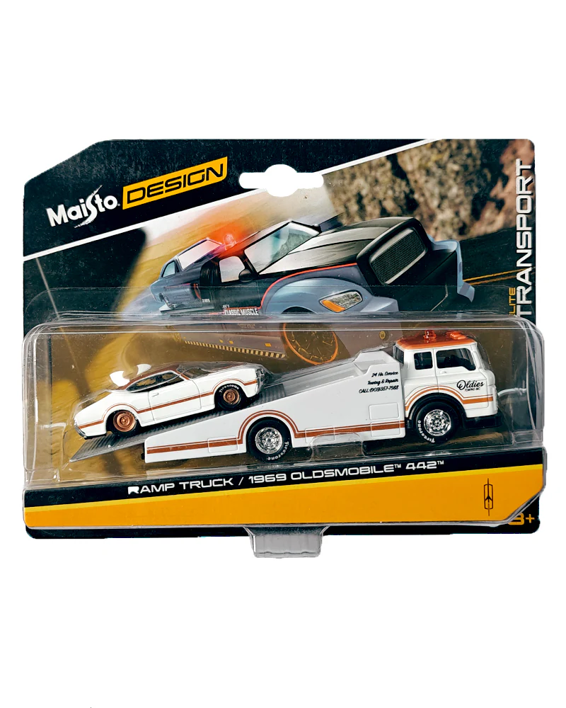 Maisto Design Elite Transport Ramp Truck & 1969 Oldsmobile 442 - White (1:64 Scale)