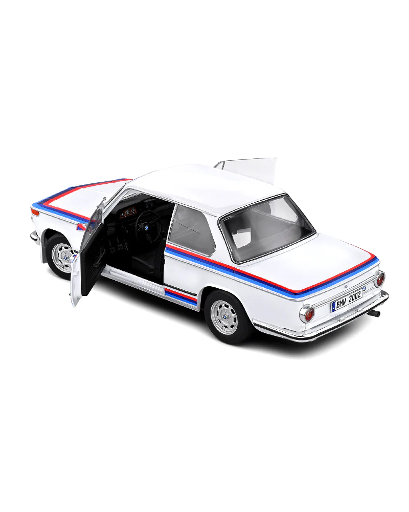 Solido BMW 2002 Tii - White - 2024 (Scale 1:18) - Image 3
