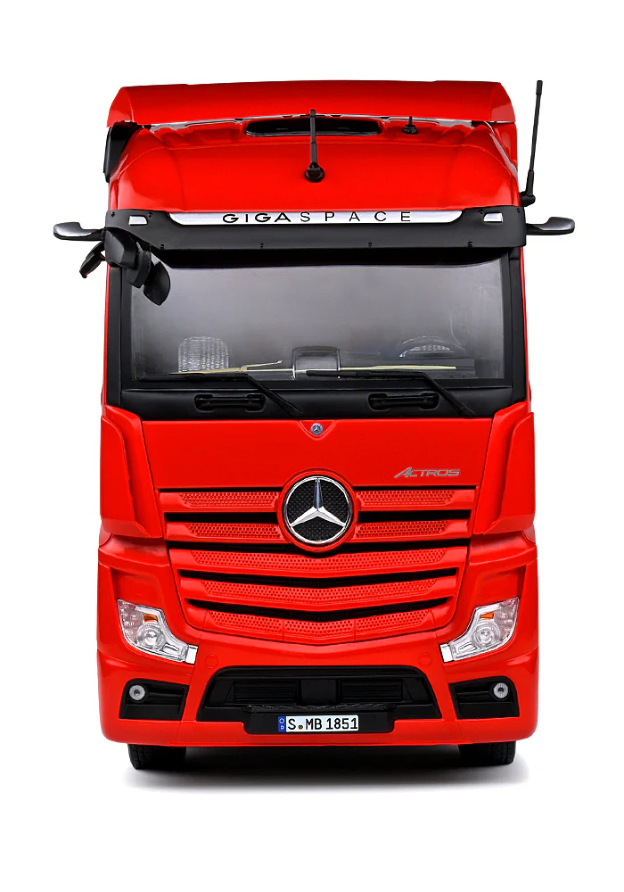 Solido Truck Edition Mercedes-Benz Truck - Red - 2024 (Scale 1:24) - Image 2
